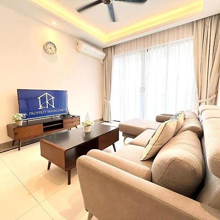 Rnf Princess Cove 2BR 4-5pax Johor Bahru Apartment Luaran gambar
