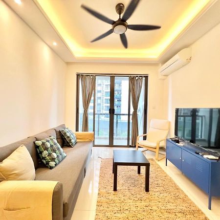 Rnf Princess Cove 2BR 4-5pax Johor Bahru Apartment Luaran gambar